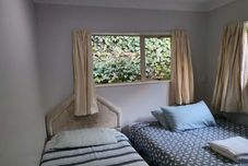 Others 5 Bedroom House at 82A Richardson Road