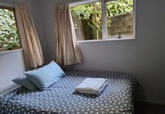 Others 5 5 Bedroom House at 82A Richardson Road