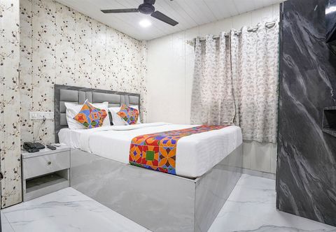 Others Fabhotel Hans Residency