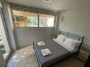 Others 4 Cassiopeia 2-Beds Lower on Beach w Pool