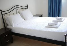 Others 7 Cassiopeia 2-Beds Lower on Beach w Pool