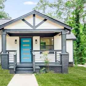 Room 1 The Haven Hideaway in Atlanta, Five Points Hotels