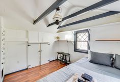 Others 6 Historic Catskills Farmhouse Cottage by Belleayre