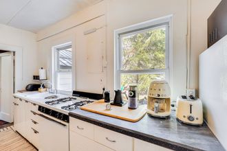 Others 4 Historic Catskills Farmhouse Cottage by Belleayre