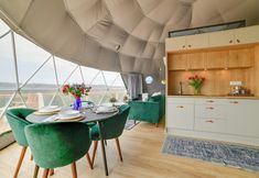 其他 2 Glamping Getaway at The Coyote Dome in Franklin