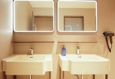 Others 3 HanTing Hotel (Shanghai Daning International Yanchang Road Subway Station)