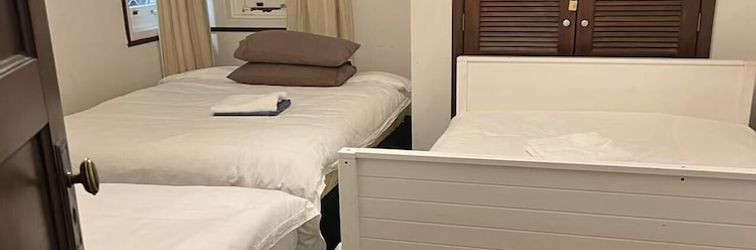 Others 4 double 2 sofa beds in a apartment