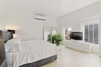 อื่นๆ 4 Midtown 5 Bedroom Duplex Luxury Penthouse, 2,500 sq ft, Sleeps 10, Manhattan, VIP Services