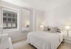 Others 5 Luxury 4brm 2500 sq ft Penthouse - Walk to Times Square