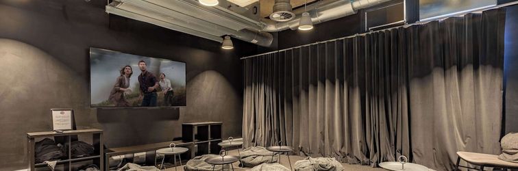 Others Student Only Globe Works