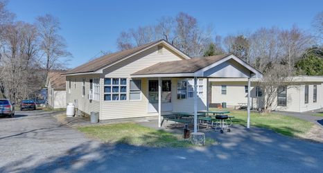 Lain-lain 2 Shared Lake Access & Fire Pit: Catskills Getaway!