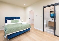 อื่นๆ 4 Luxury 5BR Poolhouse & Theater - 2mins to BTS