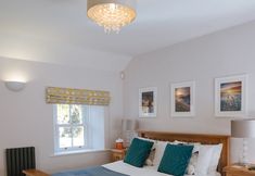 Others 5 The Old Farmhouse