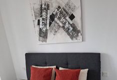 Others 2 Happy Travel Urban Sky 26A