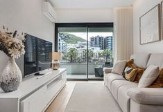 Others 2 Ocean s Glow by Homie