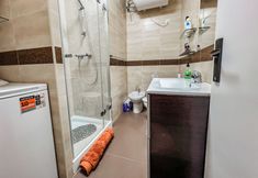 Khác 5 Charming Summer Rental in the Heart of Nerja