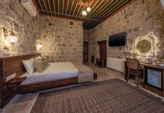 기타 6 Latona Stone Palace