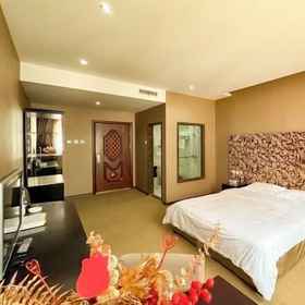 Room 1 Wanliyuan Hotel, Dongfeng Qu Hotels