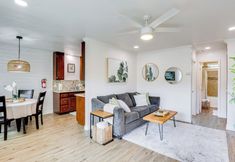 其他 3 1 Mi to Oceanside Municipal Pier: Condo w/ Balcony