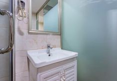 기타 7 Super 8 Hotel (Beijing Jianguomen Subway Station Capital Children's Research Institute)