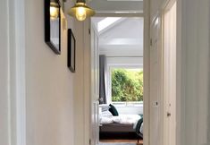 Others 3 Cockleshell Cottage