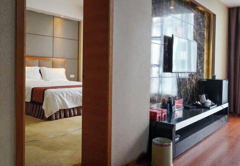 Lain-lain Rongjiang Tianxi Haodu Grand Hotel (Village Super Football Stadium)