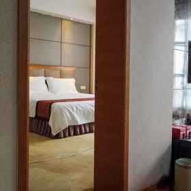 Room 1 Rongjiang Tianxi Haodu Grand Hotel (Village Super Football Stadium), Cengong Xian Hotels