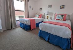 其他 5 Sea Club #12 - The Dancing Dolphin