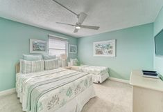 Others 3 Sea Club #405 - Manatee Zone