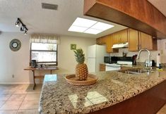 その他 6 Sea Club #6 - Footprints in the Sand