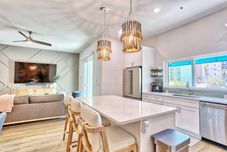 Others Azul Townhomes C1 - Sol Retreat
