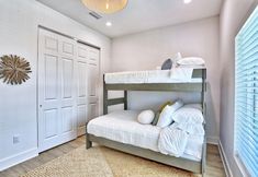 Others 5 Azul Townhomes C1 - Sol Retreat