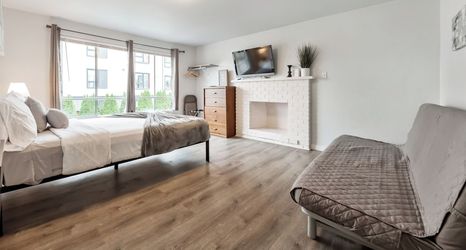 อื่นๆ 2 Rainier Guesthouse - Walk to Metro