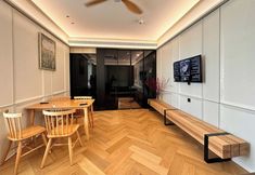 Lain-lain 7 free pool the manor luxury condotel