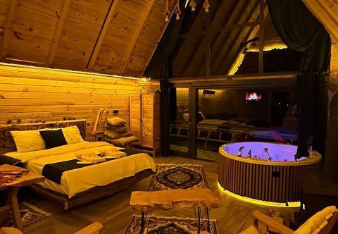 其他 Stiela Suit Bungalov