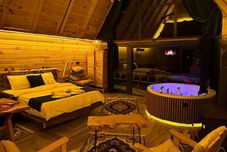 其他 Stiela Suit Bungalov