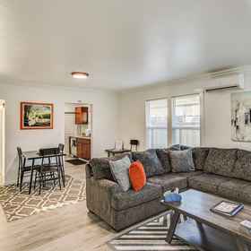 Primary image 1 4 Mi to Several Museums: Quaint Tacoma Home, Washington Hotels