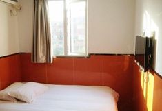 Others 6 99 Inn (Shanghai Liuying Road)