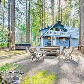 Primary image1Game Room & Fire Pit: Family Cabin in Packwood!,刘易斯县飯店