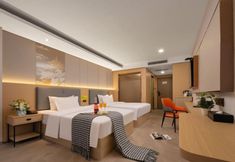 Others 6 Royal Capital International Hotel