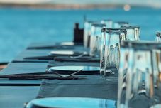 Lain-lain Tare Suites Urla