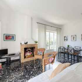 Primary image 1 Monterosso Apartments, Hotel Framura