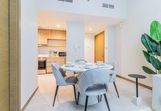 Others 5 Modern Luxury 1BR Apt with Canal Panorama