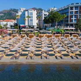 Primary image1Hotel Caprea,图伦奇海滩飯店