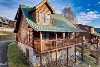 Others 4 Blackberry Bliss 2 Bedroom Cabin