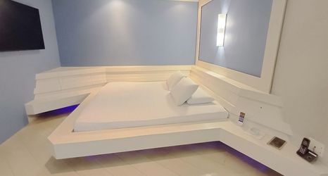 Lain-lain 2 Motel Chavelle