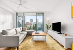 其他 5 Central Luminous 2 Beds With Balcony Aircon