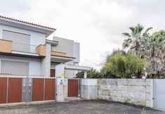 其他 2 Gorgeous Villa Looking to Douro