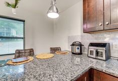 อื่นๆ 6 4 Mi to Dtwn: Family-friendly Apt in Atlanta!