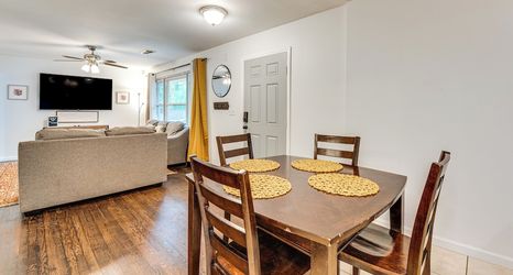 อื่นๆ 2 4 Mi to Dtwn: Family-friendly Apt in Atlanta!